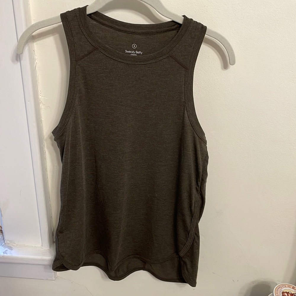 Sweaty Betty Heathered Brown Pacesetter Sleeveless Top